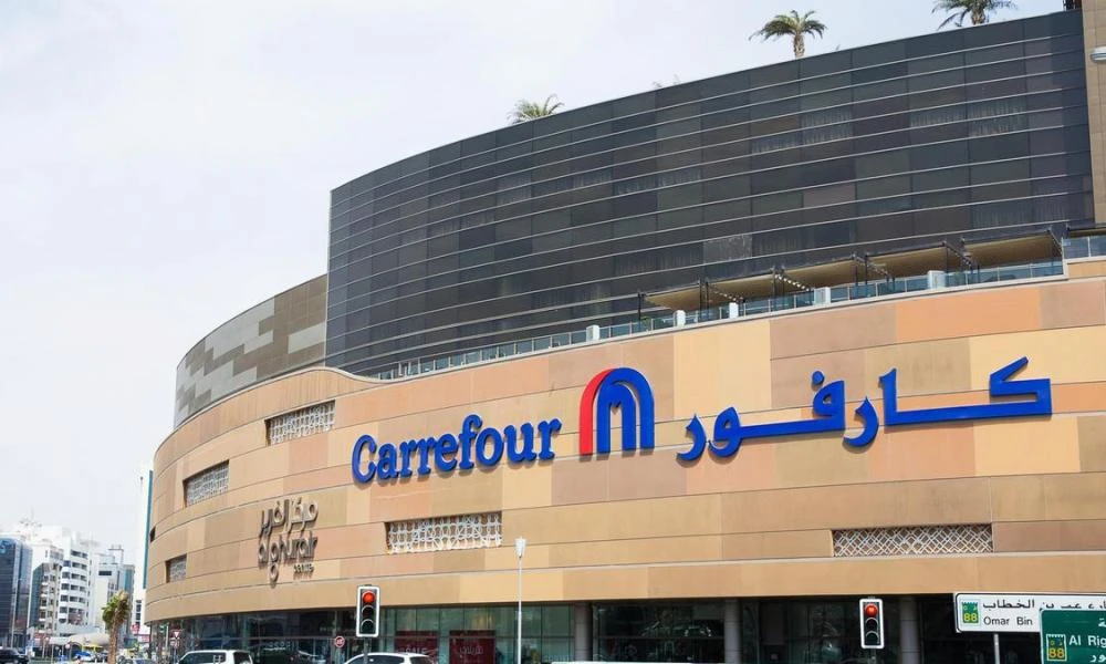 Carrefour: Καταγγελίες για απάνθρωπες συνθήκες εργασίας στη Σαουδική Αραβία